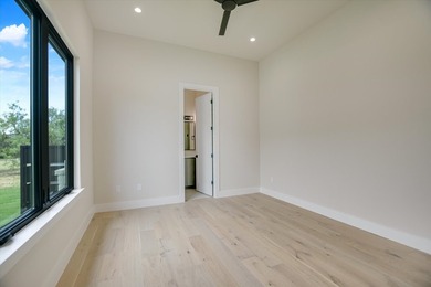 BEAUTIFUL. CUSTOM NEW CONSTRUCTION. EXCLUSIVE LOCATION. Included - photo 22