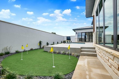 BEAUTIFUL. CUSTOM NEW CONSTRUCTION. EXCLUSIVE LOCATION. Included - photo 30