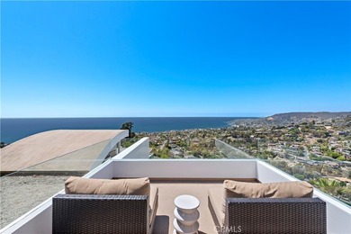 Welcome to a one-of-a-kind Laguna Beach retreat where style - photo 37