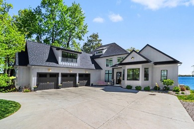 Gull Lake Home For Sale in Hickory Corners Michigan