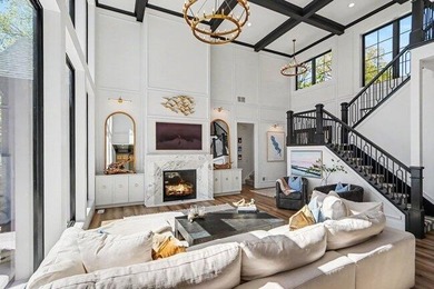 TO BE BUILT - Your bespoke luxury lakefront estate awaits--a - photo 7
