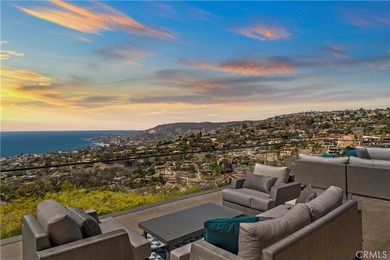 Welcome to a one-of-a-kind Laguna Beach retreat where style - photo 48