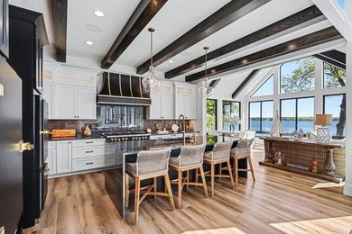 TO BE BUILT - Your bespoke luxury lakefront estate awaits--a - photo 10