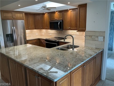WOW WHAT A GOLF AND LAKE VIEW! GREAT 1st FLOOR 2 BR 2 BATH - photo 5