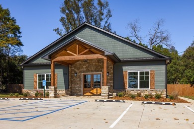 Prime Commercial Office Building Opportunity - 1542 SqFt