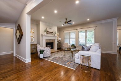 This meticulously updated 5,456 sf Craftsman w/ 5 beds, 4.5 - photo 8