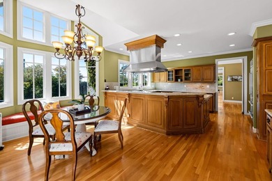 Offering a wonderful combination of English Manor architectural - photo 12