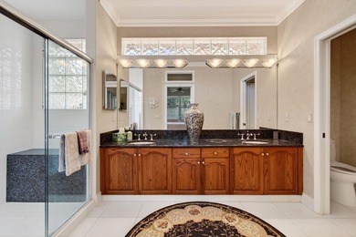 Beautifully updated 3-bedroom, 2-bath residence offering 1,787 - photo 13