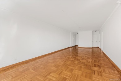Discover this stunning renovated two-bedroom, two-full-bath coop - photo 14