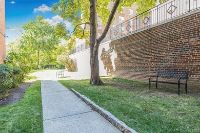 Discover this stunning renovated two-bedroom, two-full-bath coop - photo 25