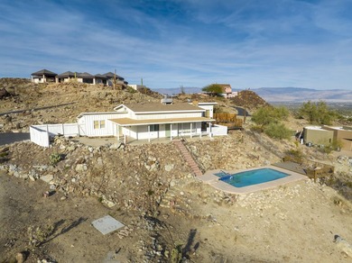 3-bedroom / 2-bathroom 1,988 SF home in desirable Cahuilla Hills - photo 3