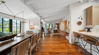 Just a stone's throw from the beach, 27 Emerald Bay offers a - photo 17
