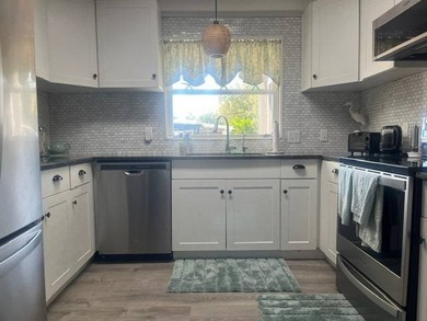 Welcome to your dream home in North Ft Myers Eagle Estates I - photo 5