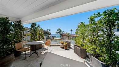 Just a stone's throw from the beach, 27 Emerald Bay offers a - photo 28