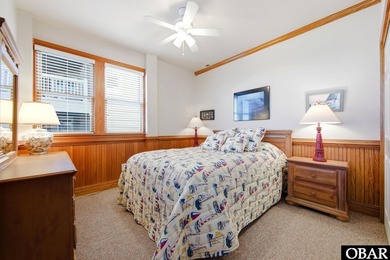 Welcome to 5500 Seachase, where sweeping, unobstructed sound - photo 32