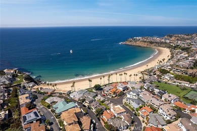 Just a stone's throw from the beach, 27 Emerald Bay offers a - photo 41