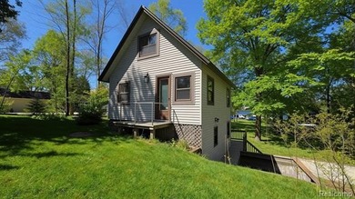 Enjoy lake living without the lakefront taxes. This charming - photo 24