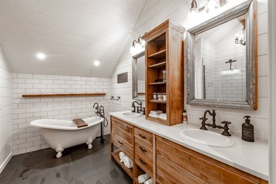 This is a Luxury Hospitality and Retreat compound. Located on 20 - photo 26
