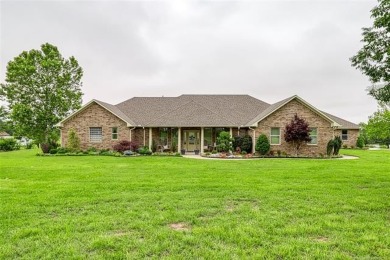 Lake Home For Sale in Eufaula, Oklahoma