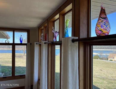 Wide open spaces within this architectural beauty! Welcome home - photo 15