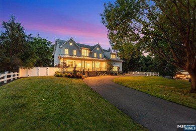 Built in 2023, this stunning custom Colonial Farm House offers - photo 3