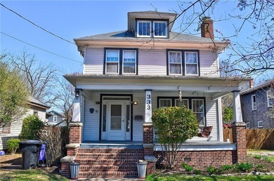 (private lake, pond, coastal) Home For Sale in Portsmouth Virginia