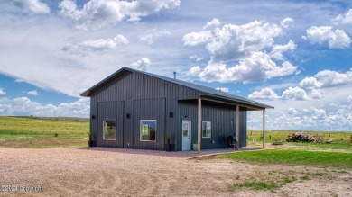 Keyhole Reservoir Home For Sale in Moorcroft Wyoming