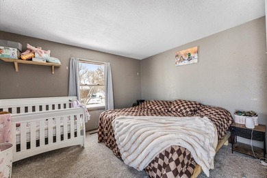 Still renting?? Now you can own!! This cozy 2 bedroom, 1 - photo 8