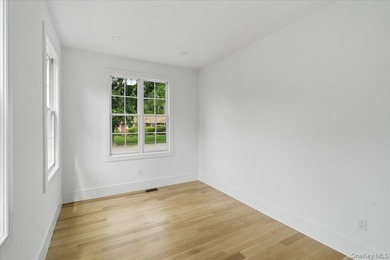 Exceptional New Construction, thoughtfully designed and - photo 22