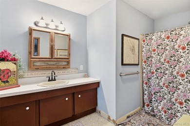 This is a unique opportunity to purchase this spacious 9-room - photo 24