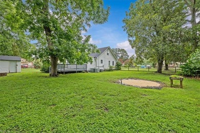 Tucked away among the trees with views of the Pagan River and - photo 25