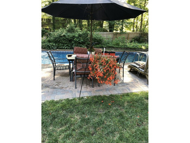 This is a unique opportunity to purchase this spacious 9-room - photo 28