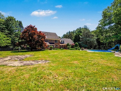 Estate living in the heart of Easton. Set on 3 private acres - photo 37
