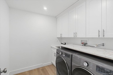 Exceptional New Construction, thoughtfully designed and - photo 44