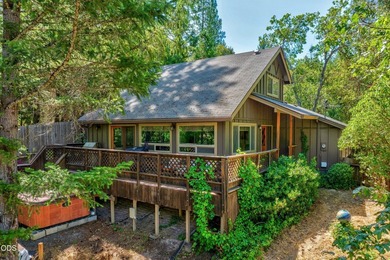 Peaceful Grants Pass country property on 3.34 acres with a warm - photo 4