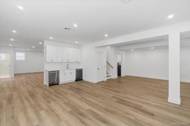 Exceptional New Construction, thoughtfully designed and - photo 46