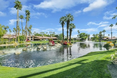 Lake Condo Sale Pending in Palm Desert, California