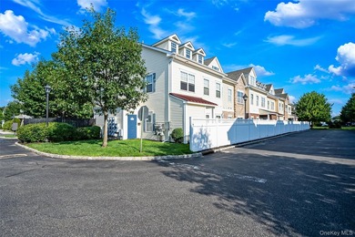 Welcome to the Riverwalk, Village of Patchogue. Everything at - photo 4