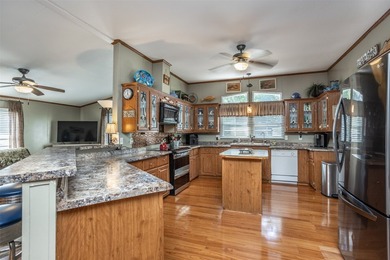 Welcome to Moss Lake living-where every day feels like vacation - photo 10