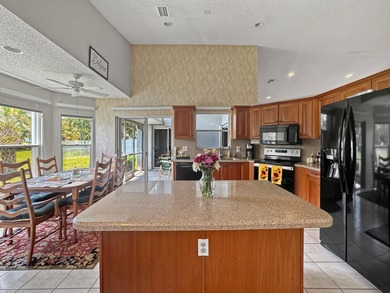 Welcome to this spacious 3-bedroom, 2-bath single-family home in - photo 10