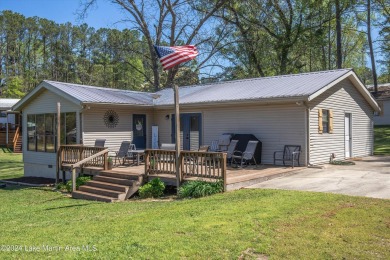 Lake Home For Sale in Jacksons Gap, Alabama
