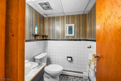 Welcome home to this charming 3-bedroom, 1.5-bath residence - photo 11