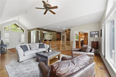 LUXURY LIVING WITH BREATHTAKING VIEWS IN CEDAR CREEK! Stunning - photo 15
