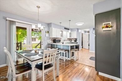 Beautifully maintained ranch-style home offering 3 bedrooms, 2 - photo 16