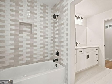 Beautifully Renovated Ranch on 2.2 Private Acres in Cherokee - photo 28