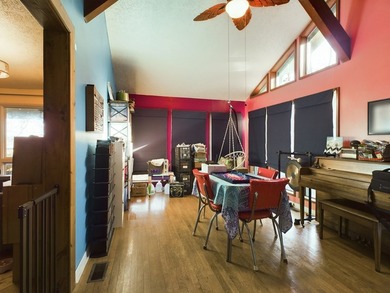 Situated on the grounds of Jenny Wiley State Park, this 3 - photo 2