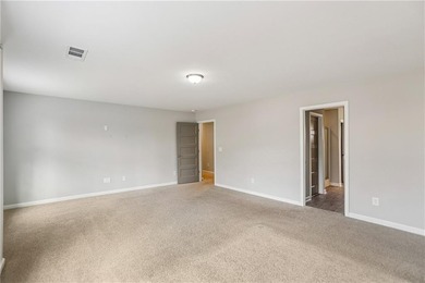 Welcome to 91 Richmond Dr, a home that boasts a kitchen equipped - photo 4