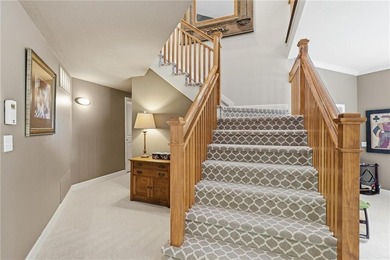 LUXURY LIVING WITH BREATHTAKING VIEWS IN CEDAR CREEK! Stunning - photo 45