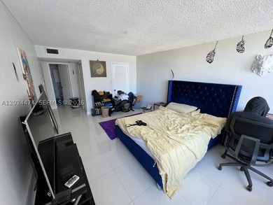 Corner apartment with 3 bedrooms and 2.5 bathrooms, very - photo 10