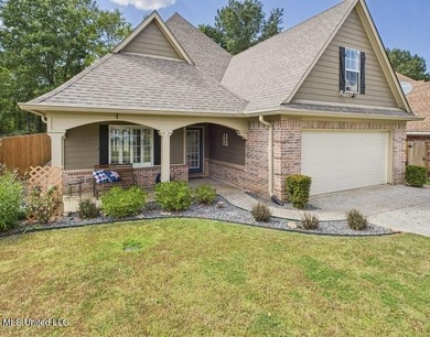 Bridgetown Lake Home For Sale in Nesbit Mississippi